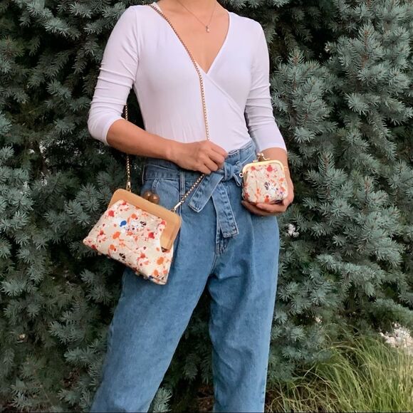 Handmade Genuine Leather Splatter Printed Wooden Frame Clutch with Small Purse - Picture 4 of 16